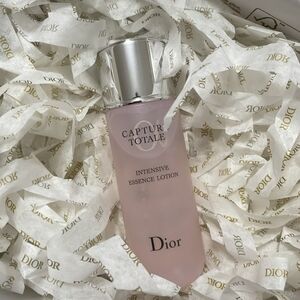 DIOR CAPTURE TOTALE INTENSIVE ESSENCE LOTION